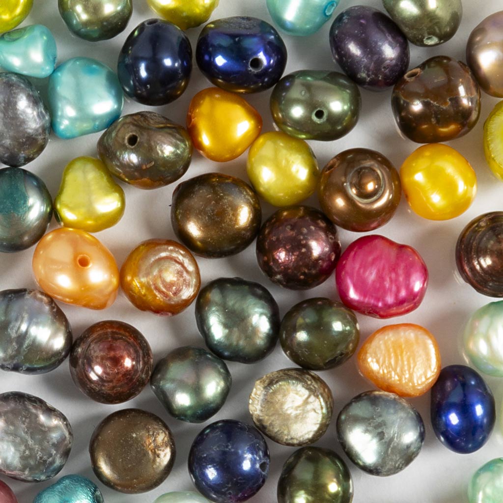 Https: www.cchobby.nl zoetwaterparels-d-5-6-mm-gatgrootte-0-5-mm-parelmoer-kleuren-60-stuk-1-doos