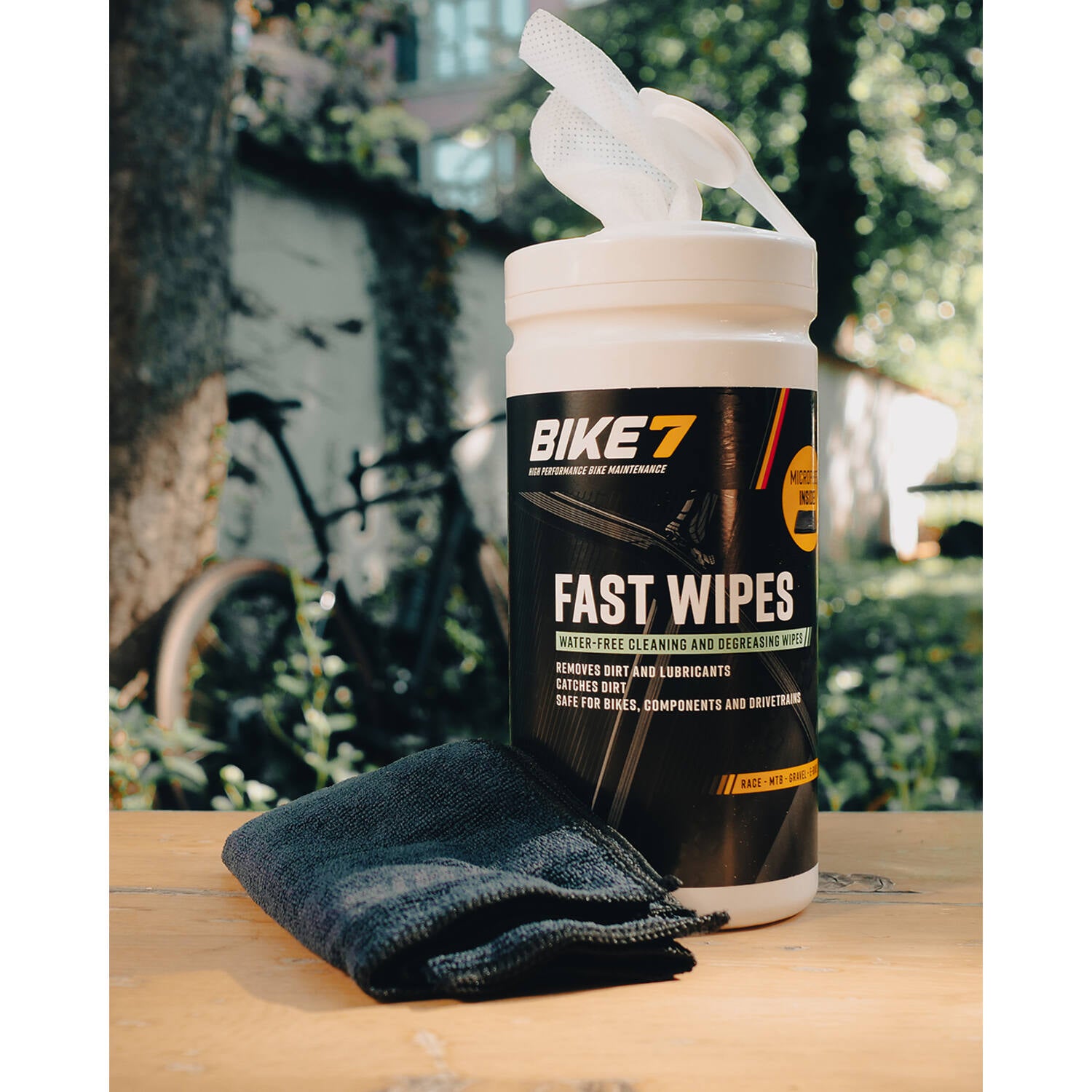 Bike7 - pot de lingettes rapides avec 70 lingettes, y compris un chiffon de nettoyage en microfibre