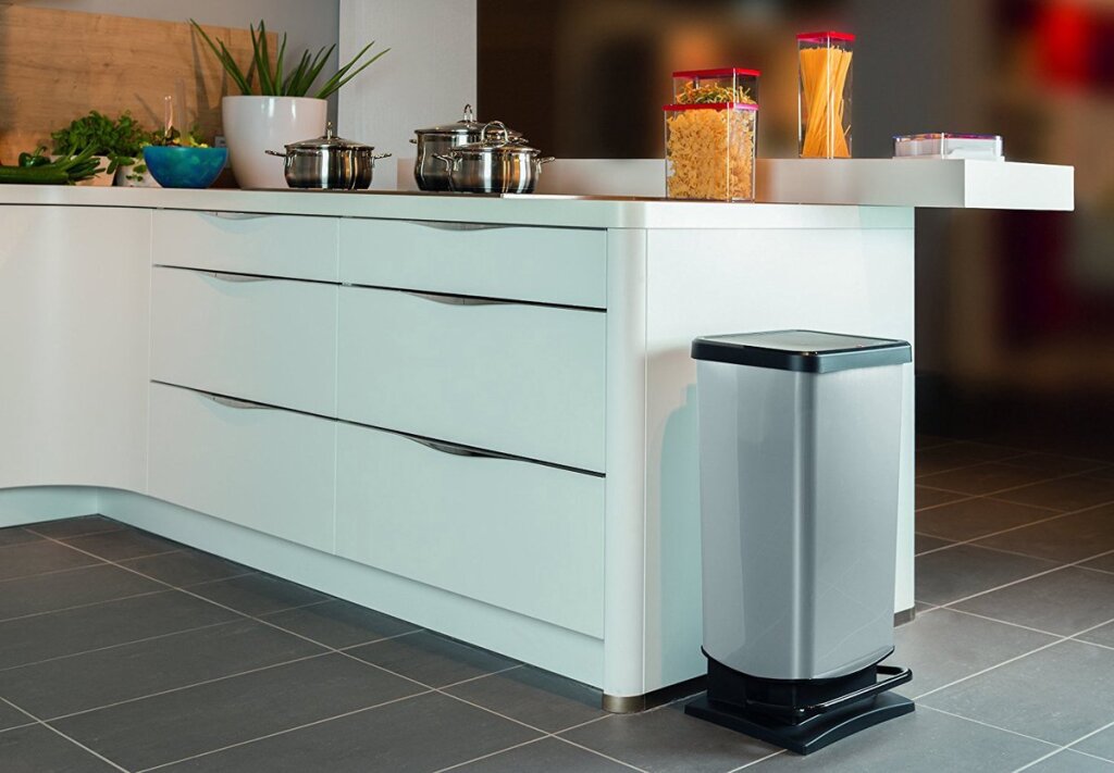 Rotho paso pedaalemmer 40l zilver metallic