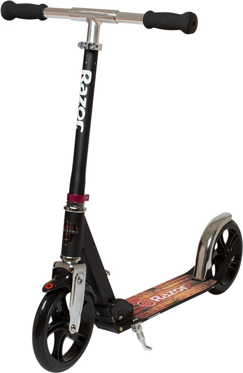 Razor a5 lux - step - zwart - opvouwbaar - grote wielen 200 mm - tot 100 kg - vanaf 8 jaar