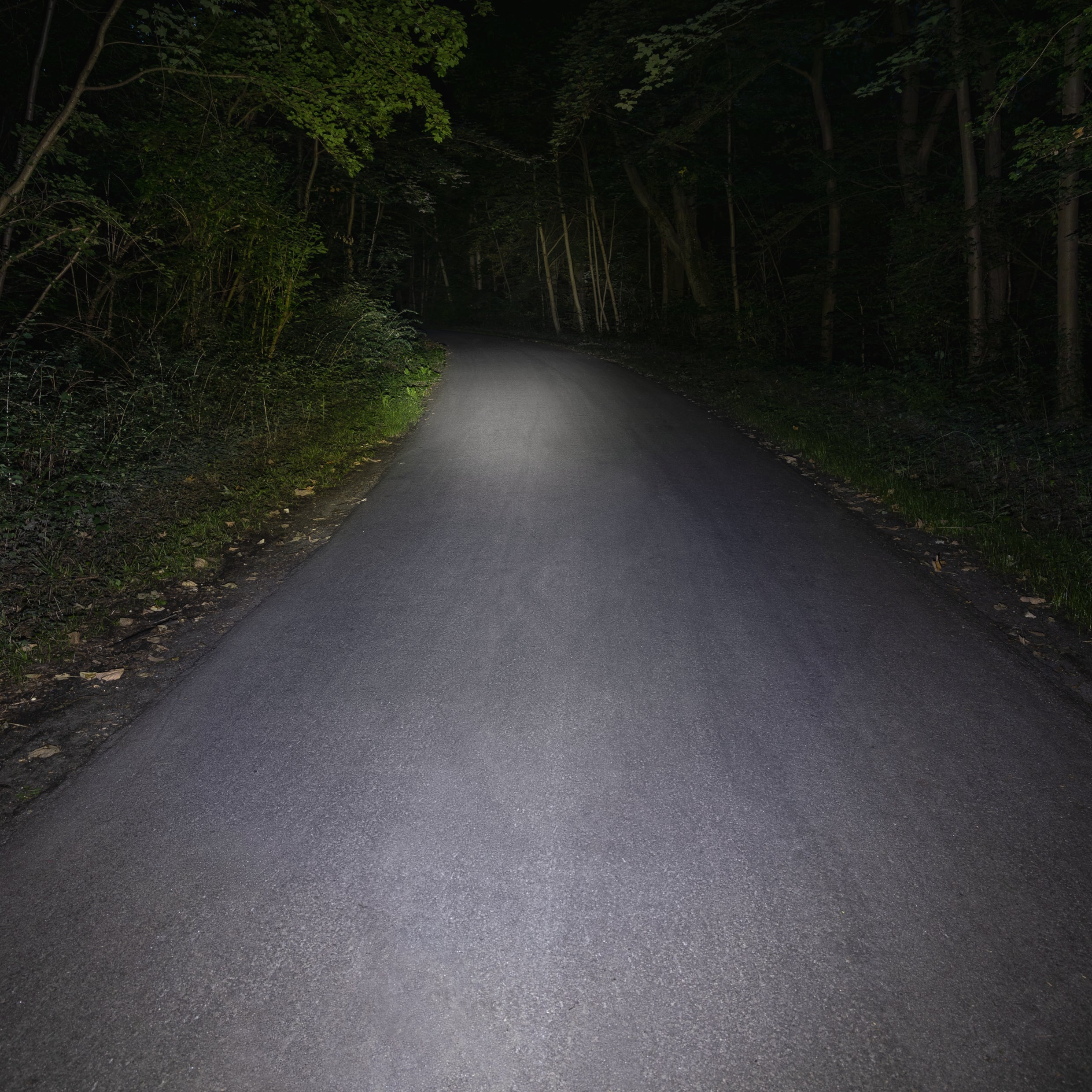 Phare avant Sigma Buster 150 USB - avec support en silicone