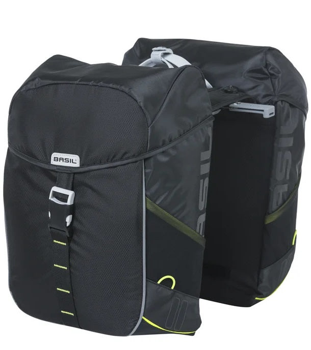 Basil dubbele fietstas miles 34 liter 13 x 26 x 35 cm (2x) - zwart lime
