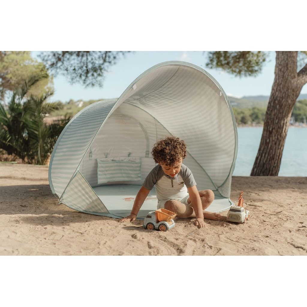Little Dutch Fresh Greens pop-up tent