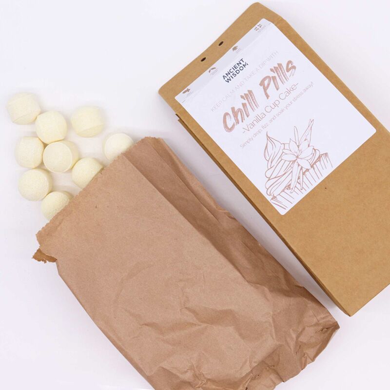 Vanille cupcake badbruisballen fizz chill pill geschenkdoos