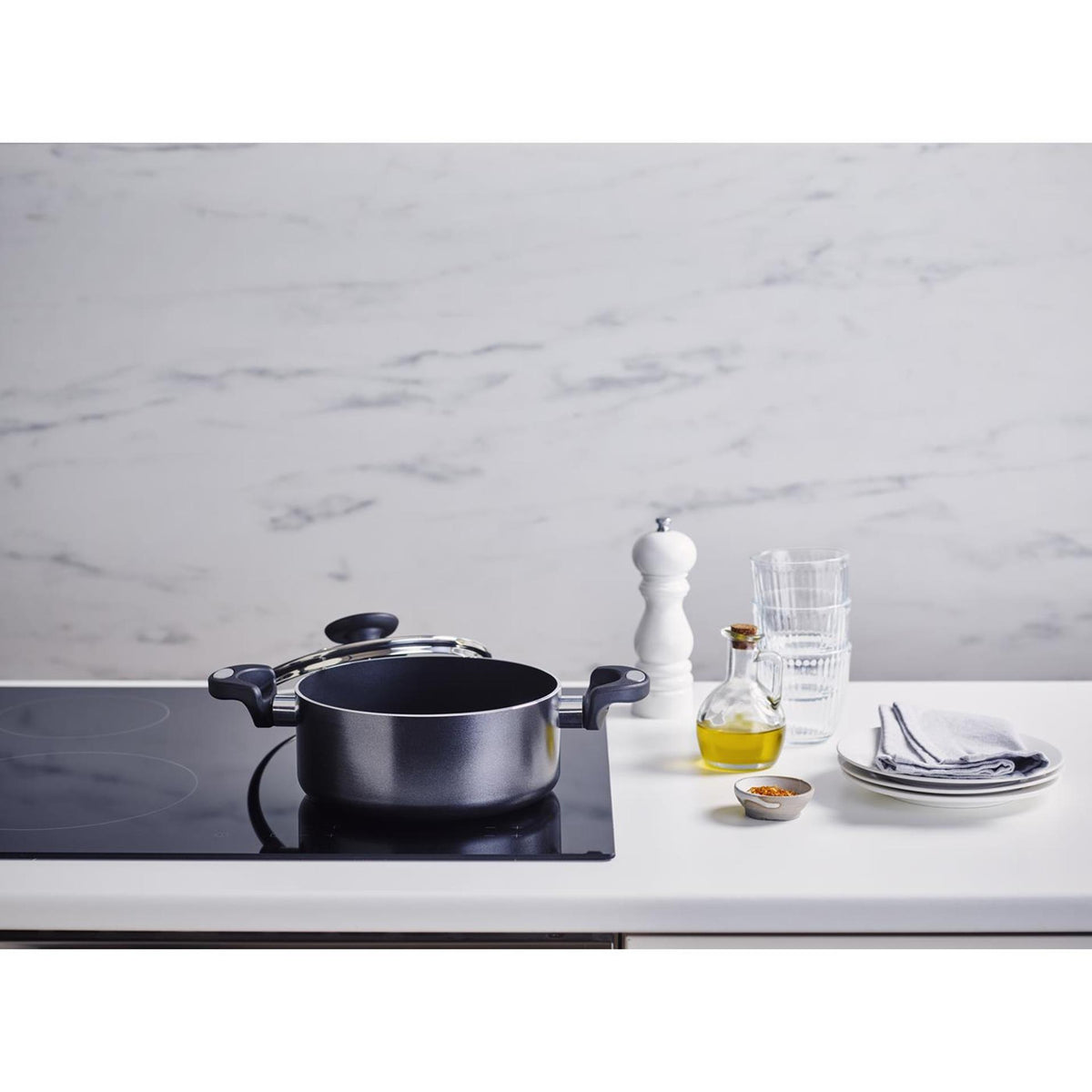 Beka pro induc kookpan met glazen deksel 20 cm zwart