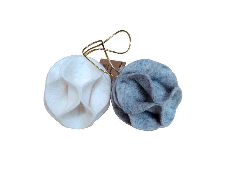 Blauw kerstornamentvilt - wit en grijs