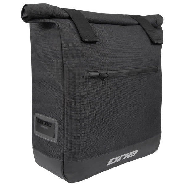 Een paar achtertas 2 stuks zwart rc.bags 30 avs