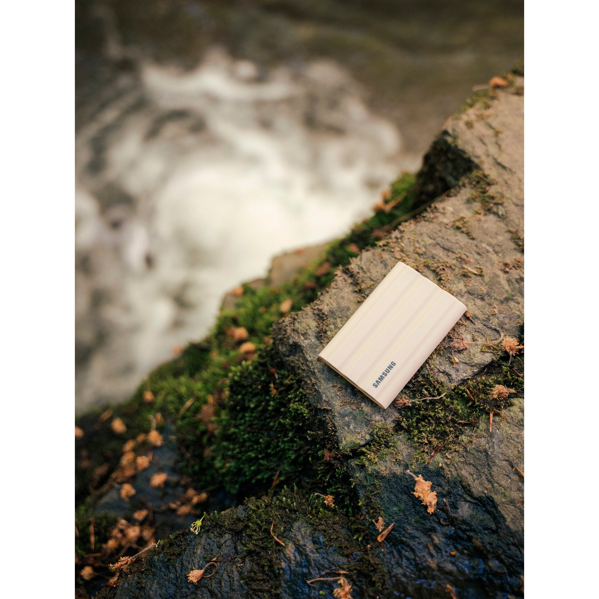 SAMSUNG SAMSUNG Portable SSD T7 Shield, 1 TB