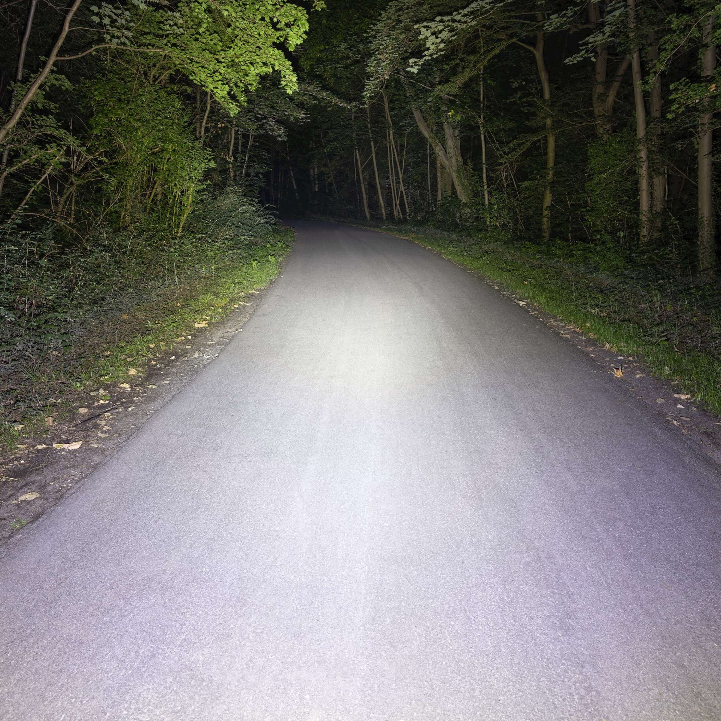 Sigma koplamp Buster 1100 LED schroefhouder -Li-ion accu USB