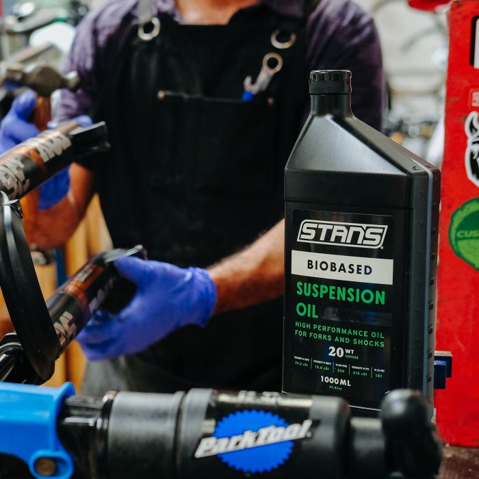 Stan's biobased suspension oil - 5wt - 1l