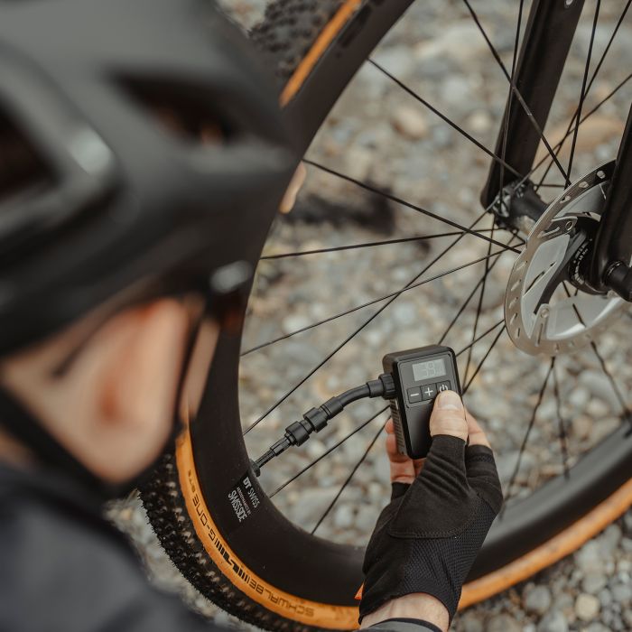 Topeak pomp e-booster digital mini