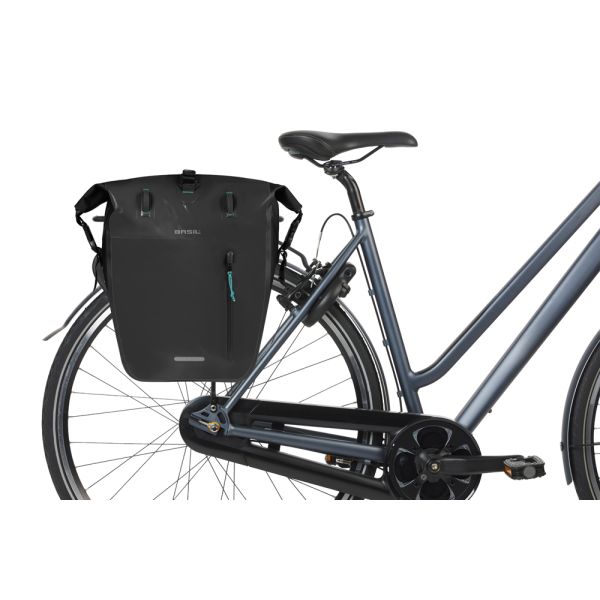 Basil enkele fietstas rivo l tarpaulin mik 25-31l 14 x 28 x 43 cm - zwart