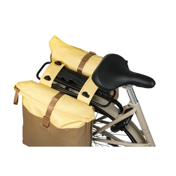 Basil b.v. dubbele fietstas basil vive mik 28-35l 14 x 30 x 38 cm - zand geel
