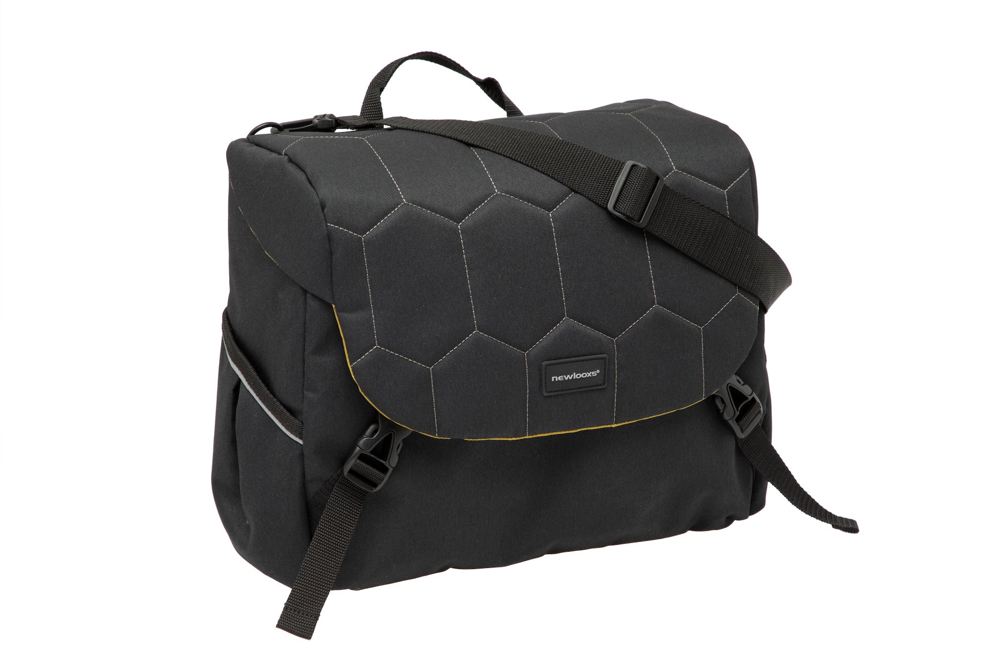 Nouveau Looxs Mondi Joy Ivy.Sac unique. Dimensions : 36x32x16 ) contenu total : 18,5L, couleur : noir matelassé