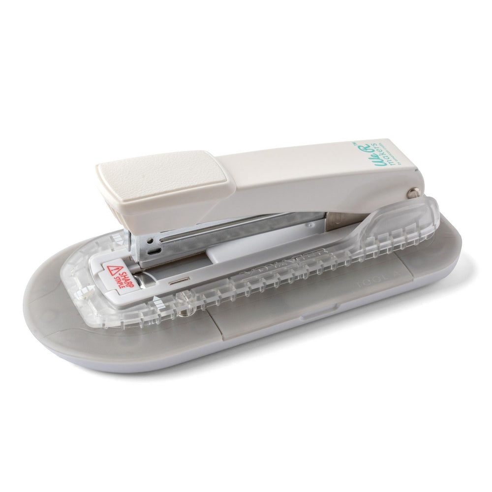 We r makers • cinch stapler