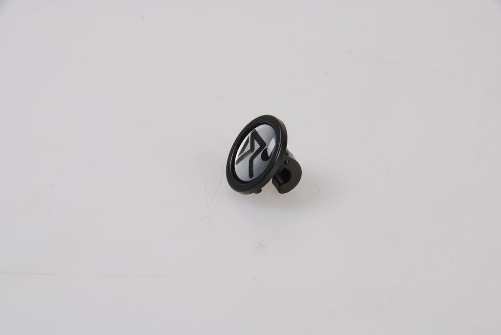 Curana spatbord bevestiging knop logo zilver p st.