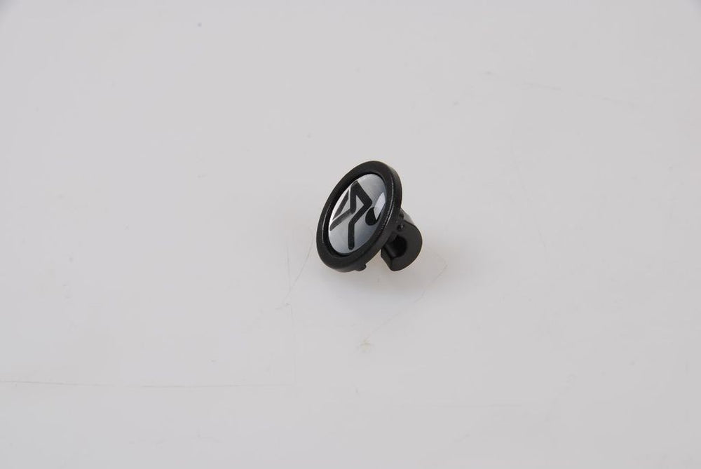 Curana spatbord bevestiging knop logo zilver p st.