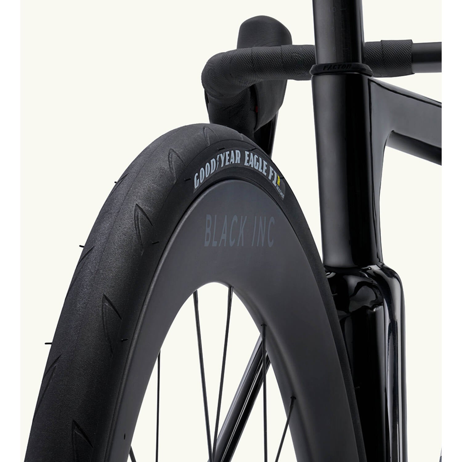 Goodyear - Eagle F1 R 700x32c