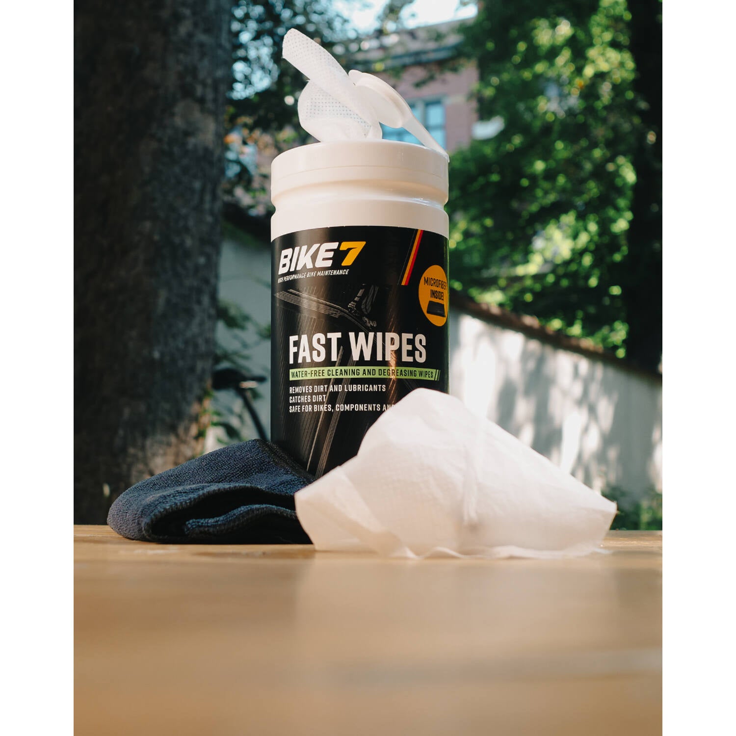 Bike7 - fast wipes pot met 70 doekjes inclusief microvezel dichtersdoek
