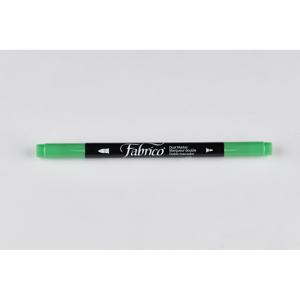 Tsukineko • versacraft fabrico marker spring green