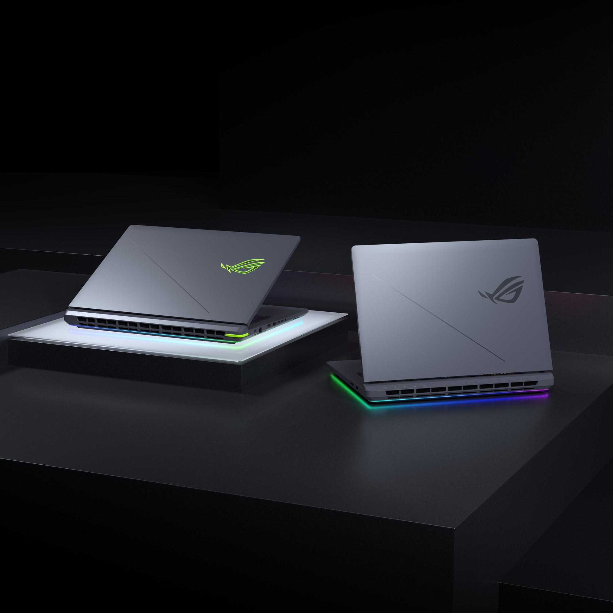 Asus rog strix g18 g815jpr-s9052w 18 gaming laptop (zwart grijs | i9-14900hx | rtx 5070 | 32 gb | 1 tb ssd)