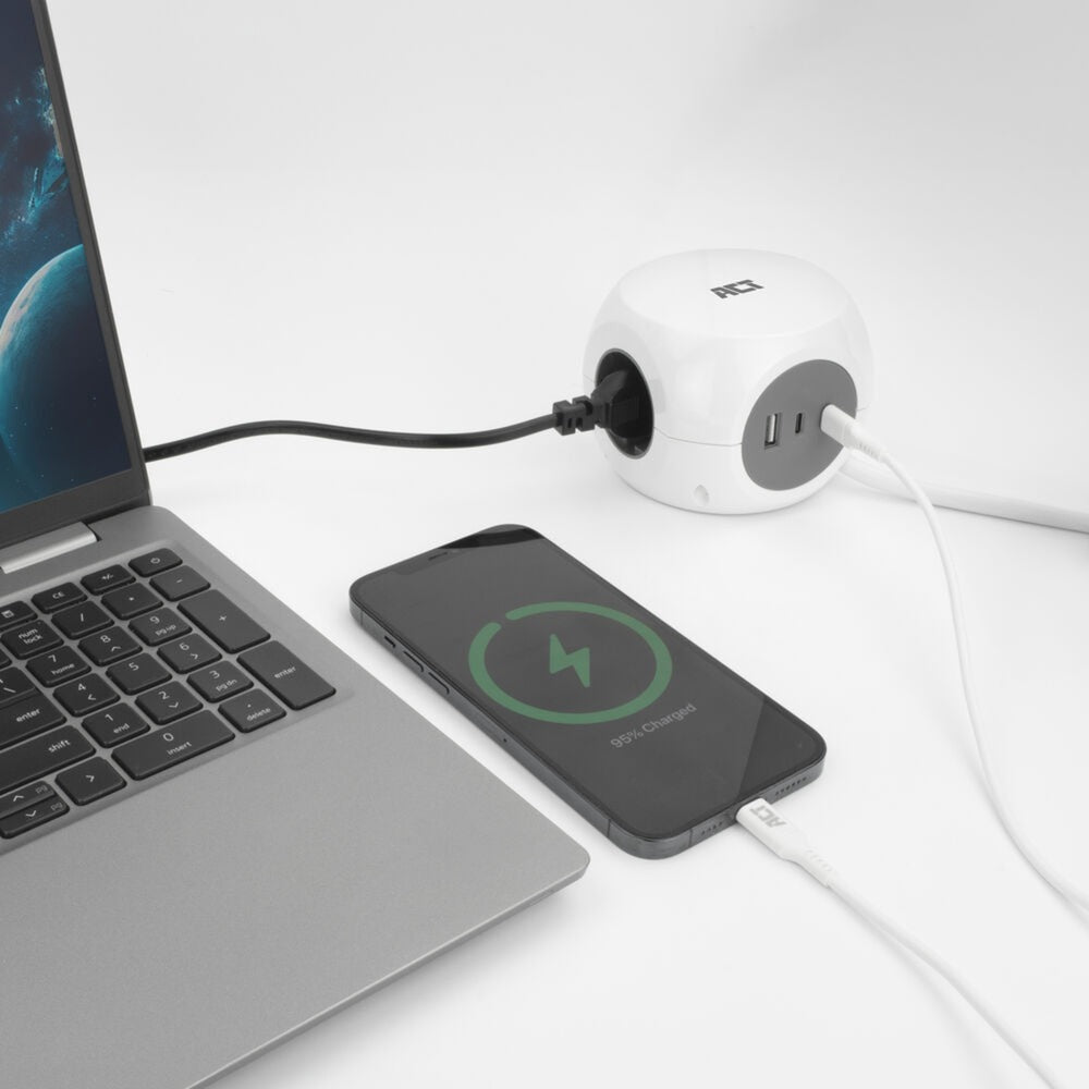 Act connectivity act stekkerdoos kubus met 3 stopcontacten, 30w power delivery usb-c a poorten, kabellengte 1,5m ac2420