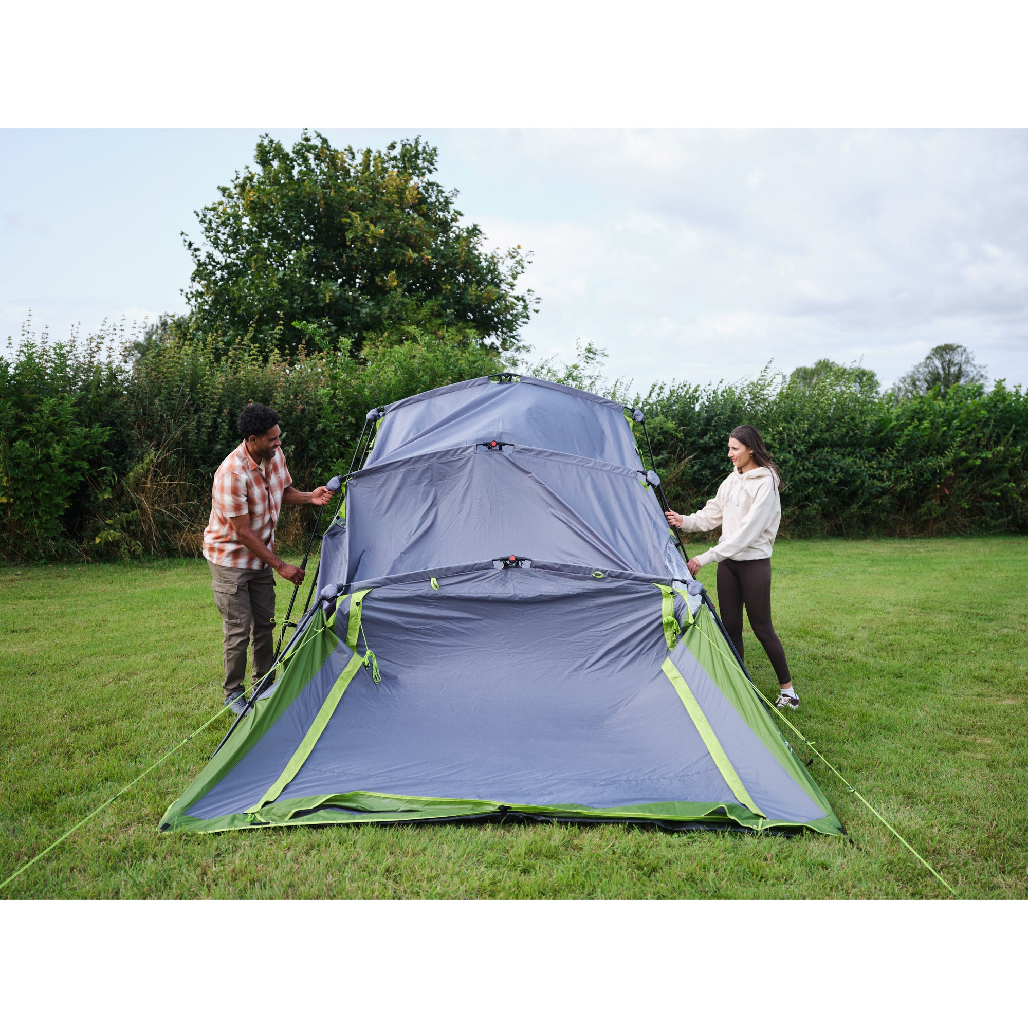 Coleman fastpitch victoria falls 4 blackout tent (groen grijs)