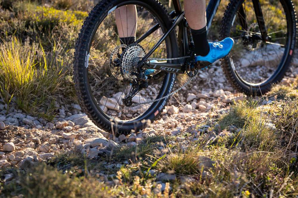 Shimano SLX RD-M7100 SGS 12-speed