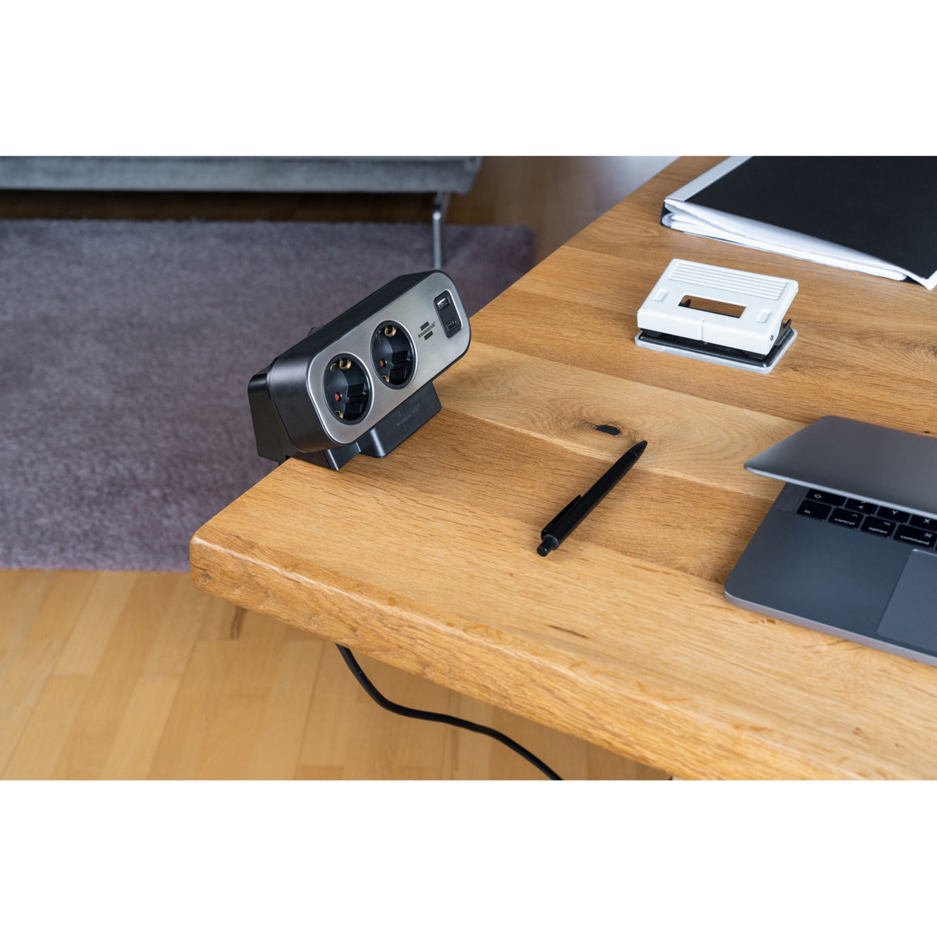 Brennenstuhl ®estilo duplex stekkerdoos met schakelaar en overspanningsbeveiliging (stekkerblok met usb c power delivery voor snel opladen, 1x usb c en 1x usb a, 9x contactdozen, 2m kabel)
