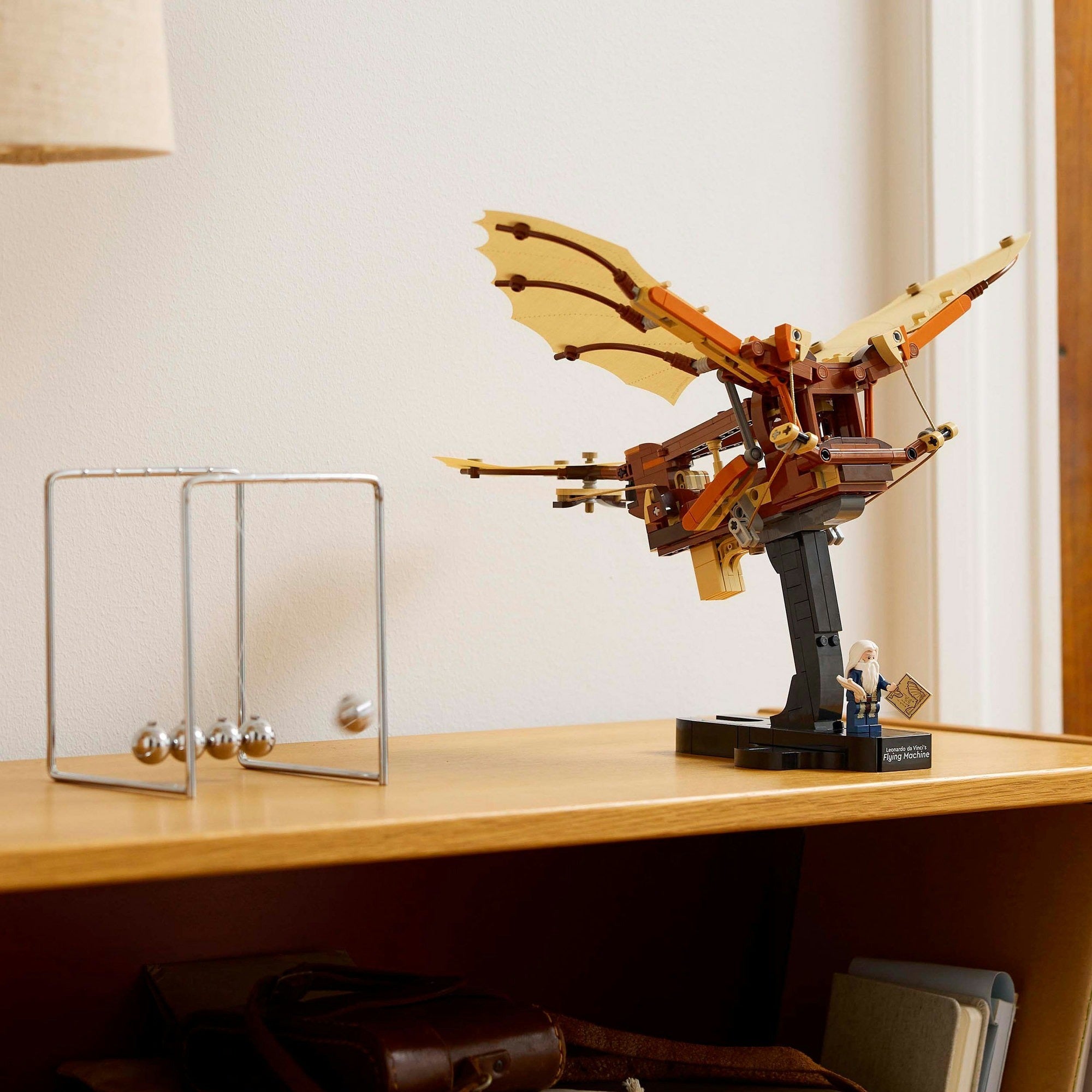 Lego 10363 iconen van de vliegmachine van leonardo da vinci