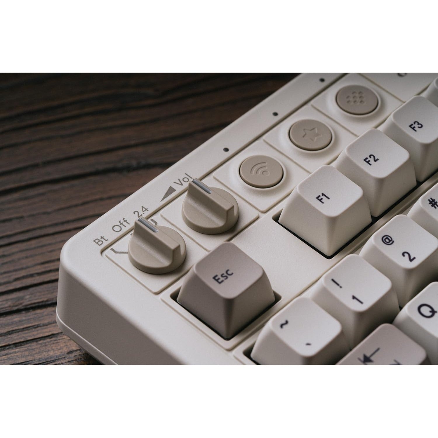 8BitDo Retro Mechanisch Toetsenbord M Editie