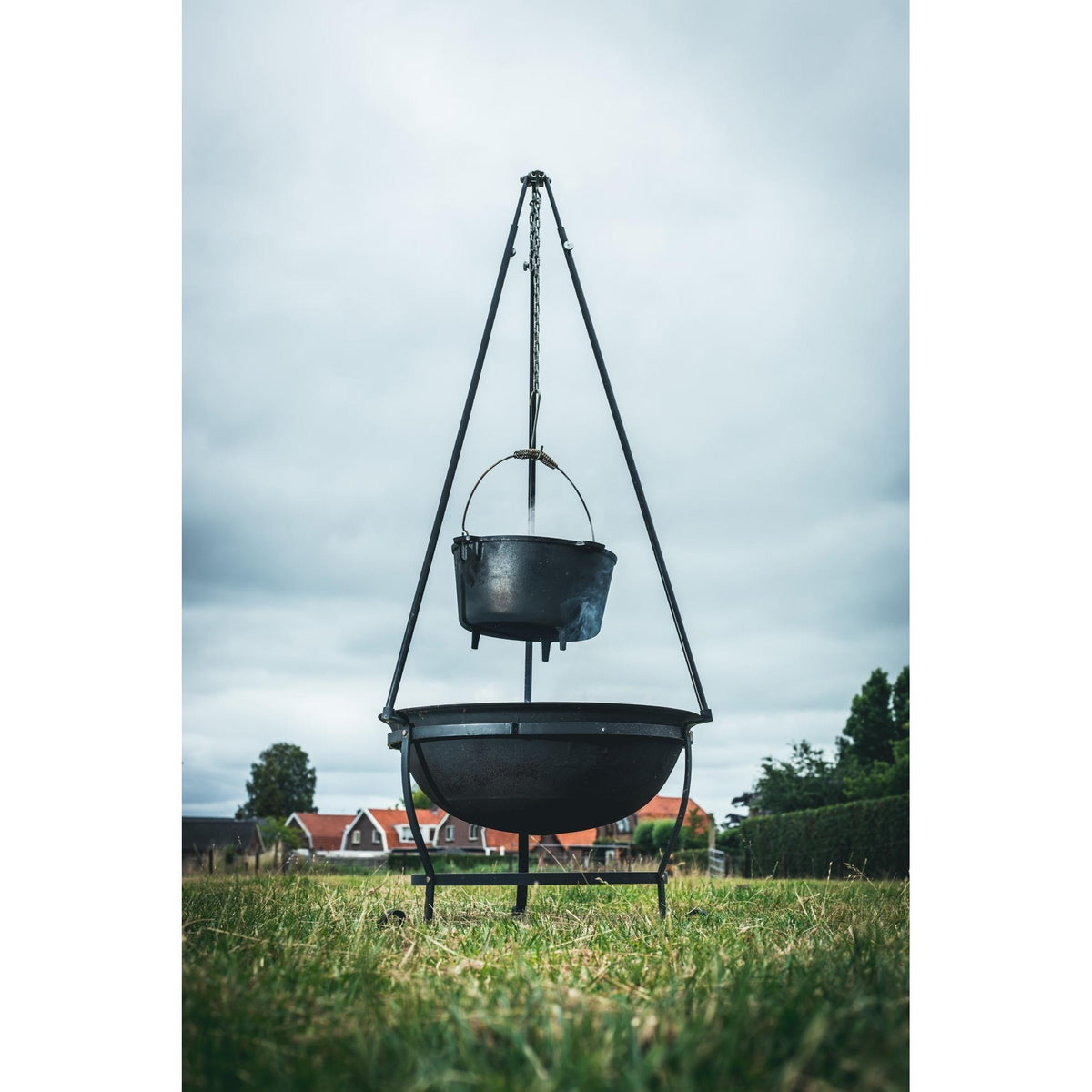 The windmill kampvuurset houtbarbecue (zwart, vuurschaal | frame (onderstel) | rooster | rvs-bakjes)