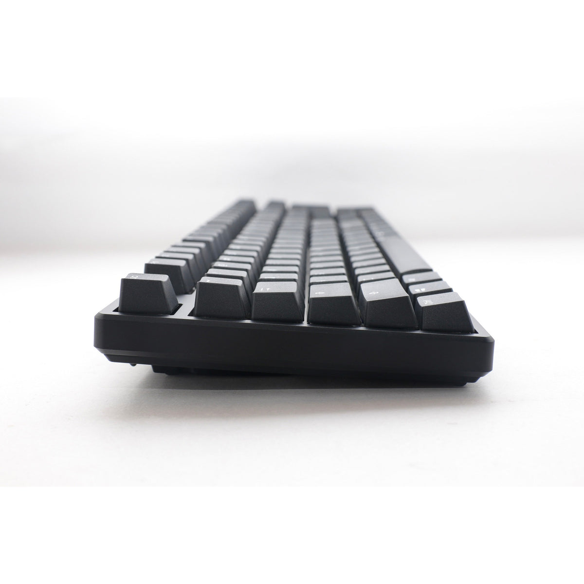Ducky One 3 Phantom Black, keyboard (black, US layout, Cherry MX Red, hot-swap, PBT double-shot keycaps)