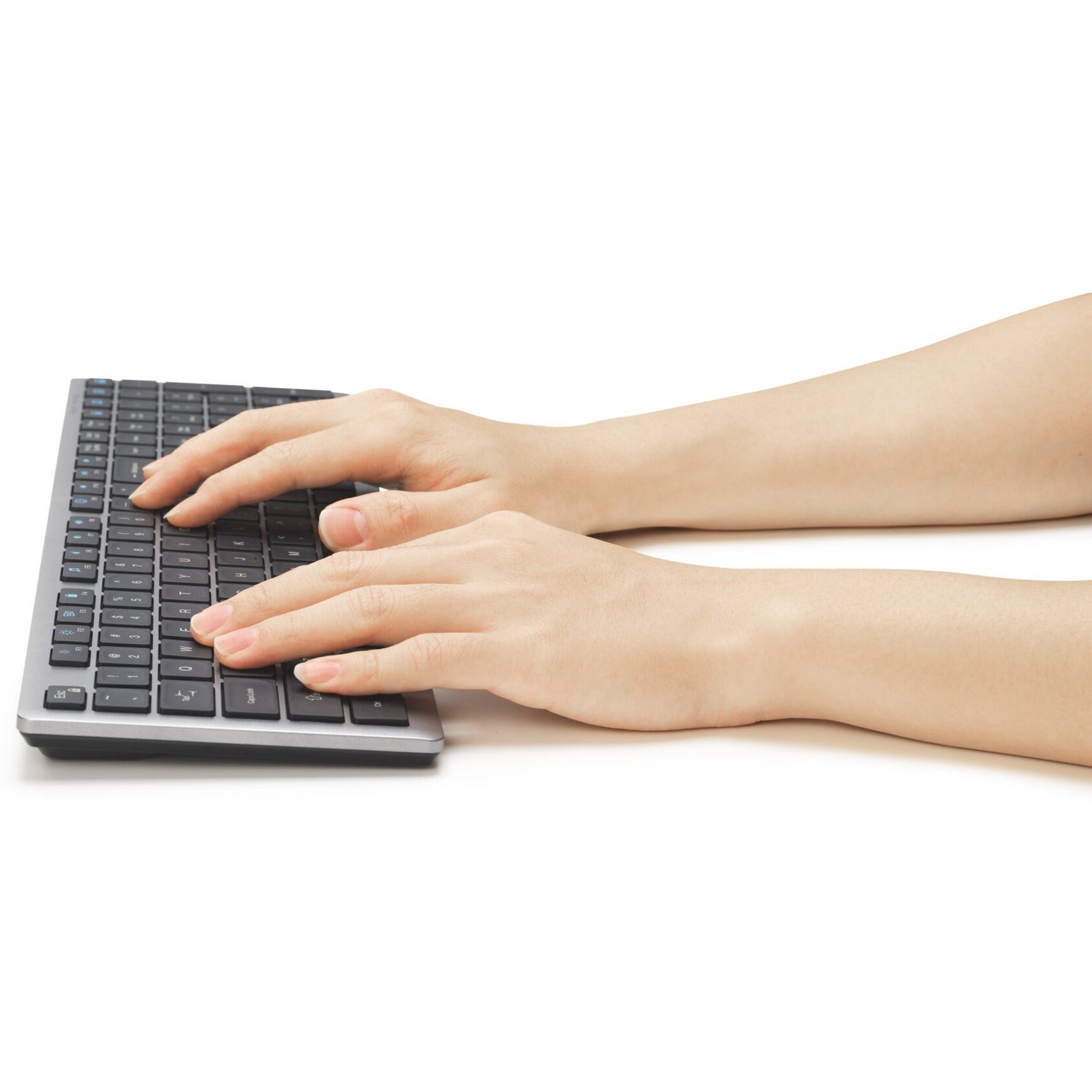 Kensington kb535 eq rechargeable multi-device keyboard (us-international lay-out (qwerty), scissor switches, 100%, usb, 2,4 ghz, bluetooth 5.4)