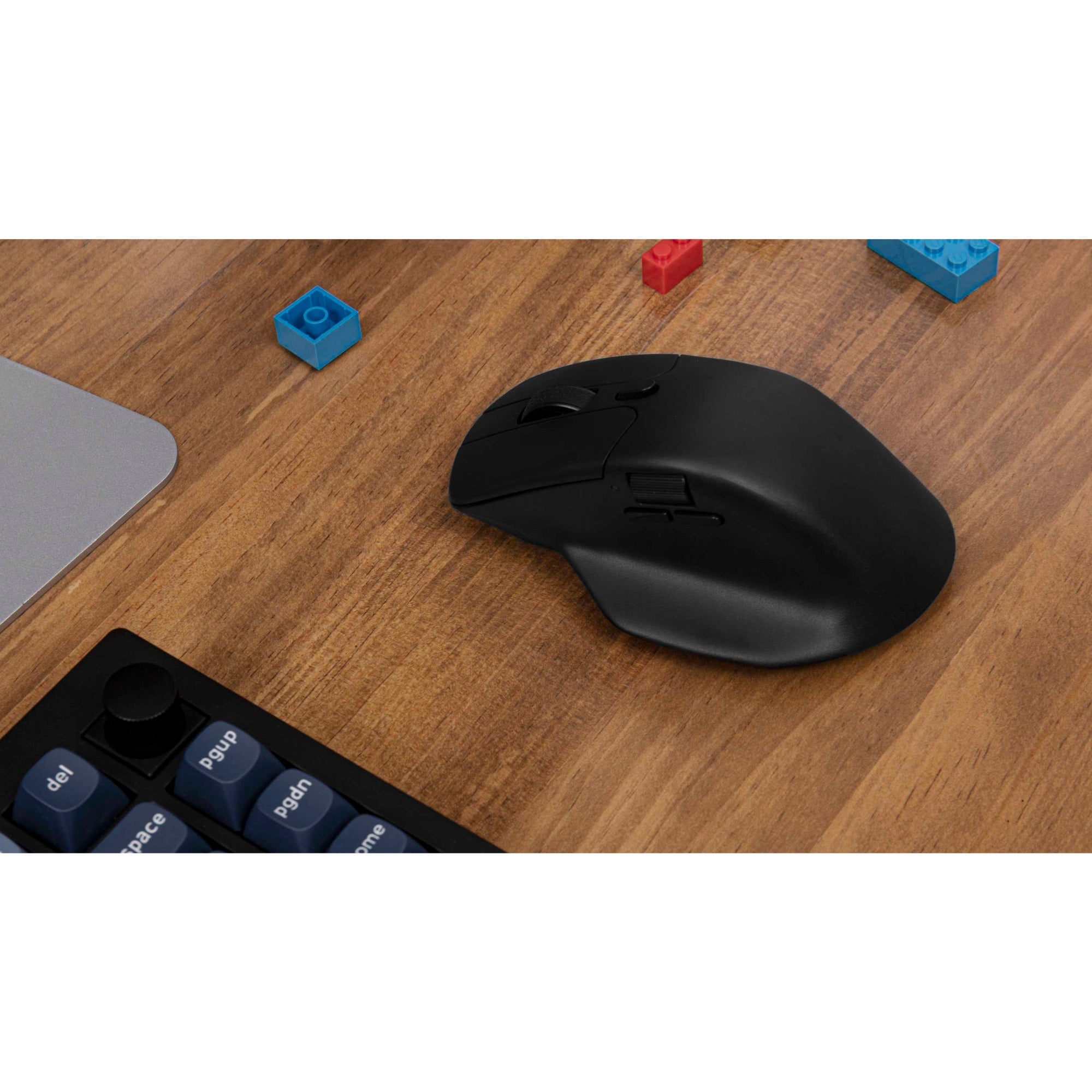 Keychron m6-a1 wireless mouse (zwart, 100 - 26.000 dpi, usb-c bluetooth 5.1 2.4 ghz)