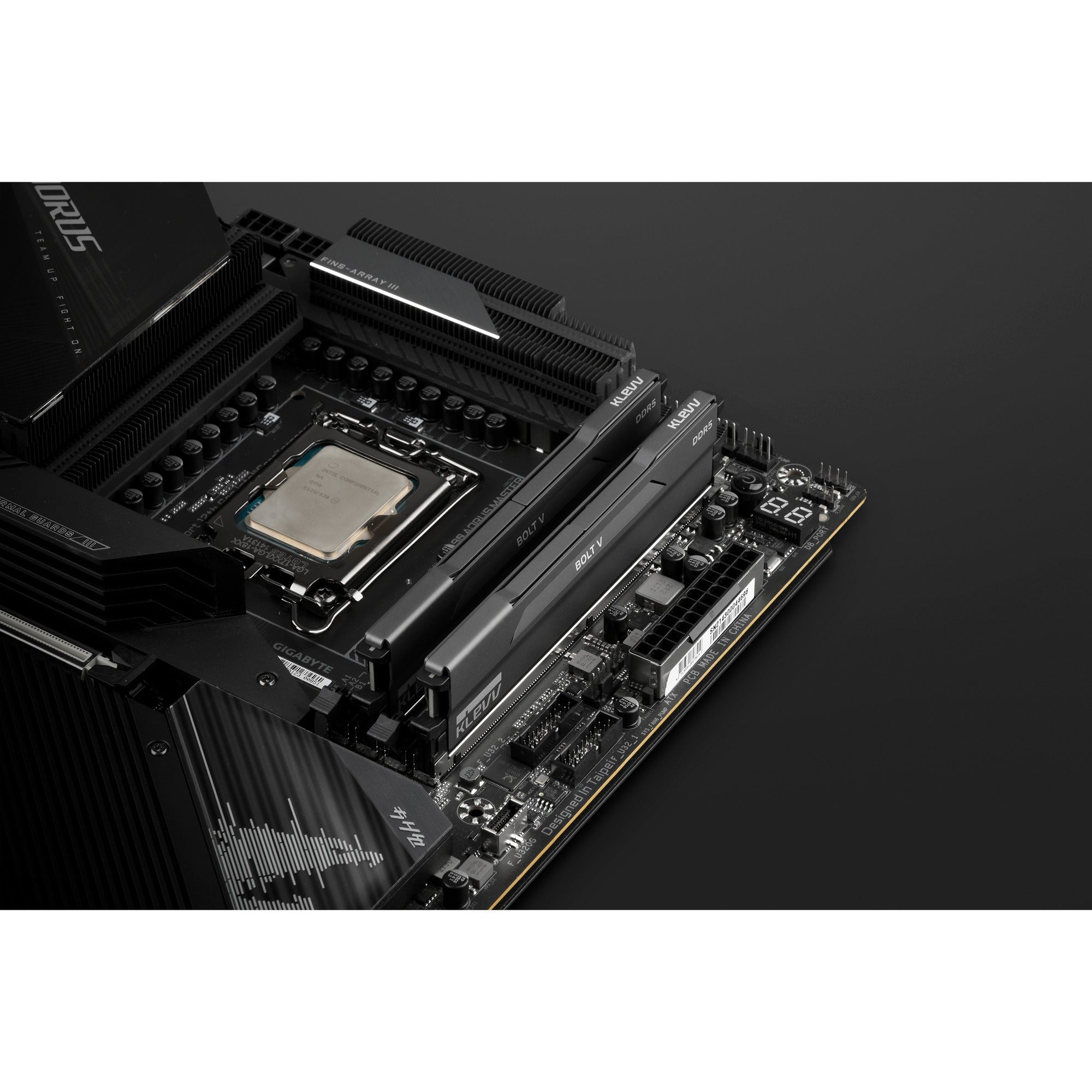 Klevv bolt v 32 gb ddr5-6000 (2x 16 gb) werkgeheugen (zwart, kd5agu880-60a300h, xmp 3.0, expo)