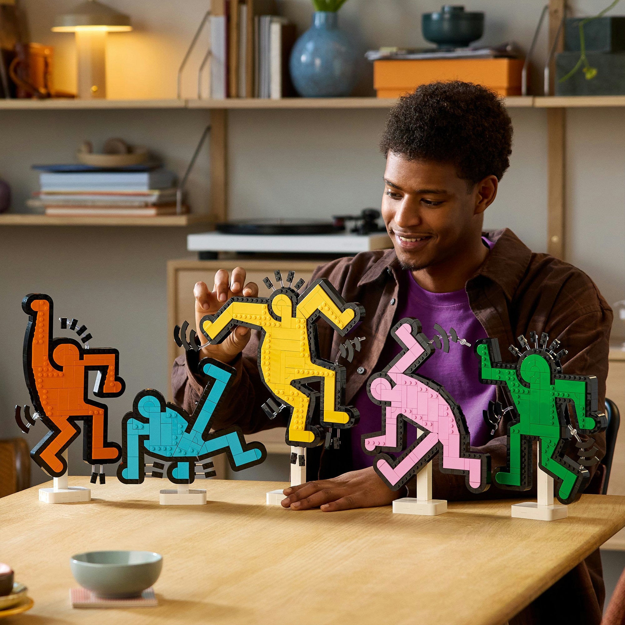 Lego art 31216 Keith Haring dansende figuren