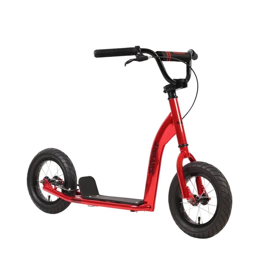 omgekeerde rode scooter