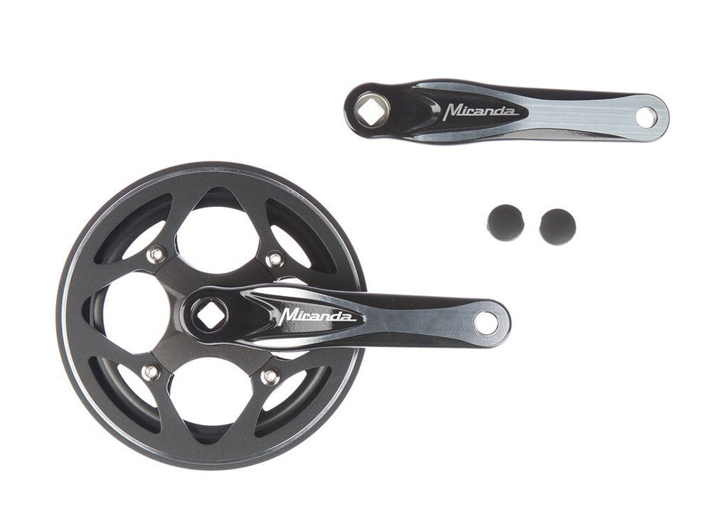 Miranda crankstel 44 tands 3 32-1 8 zwart zilver beta met kettingrand