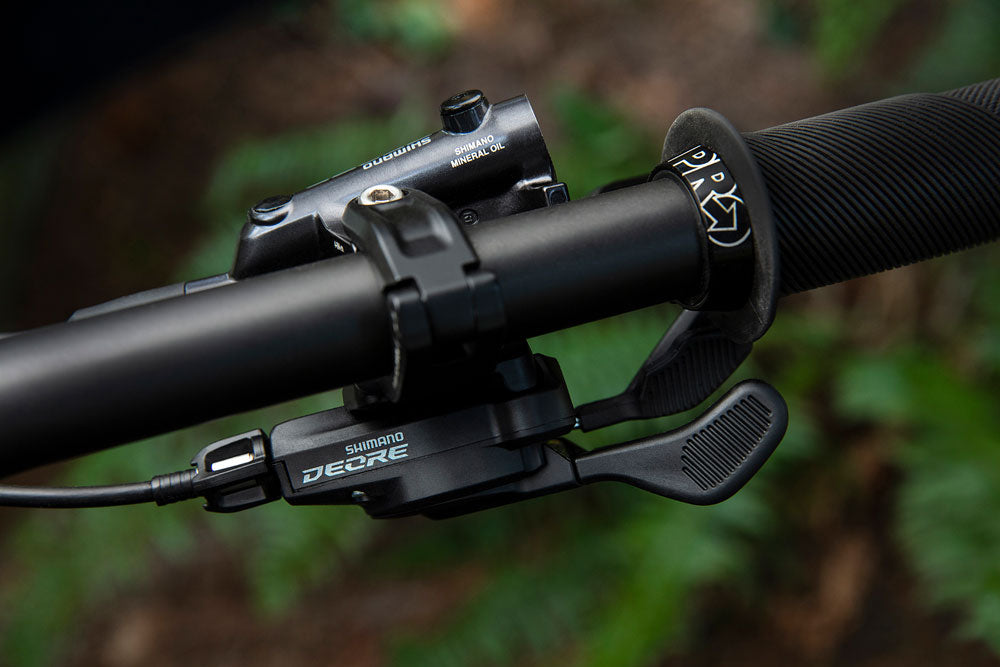 Shifter droit 12 vitesses Shimano Deore VTT SL-M6100 avec affichage