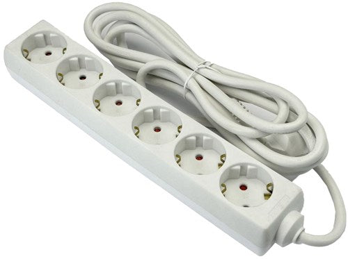 Stroomlijn tcd ra 6-voudig 1,5 meter snoer wit 6672620