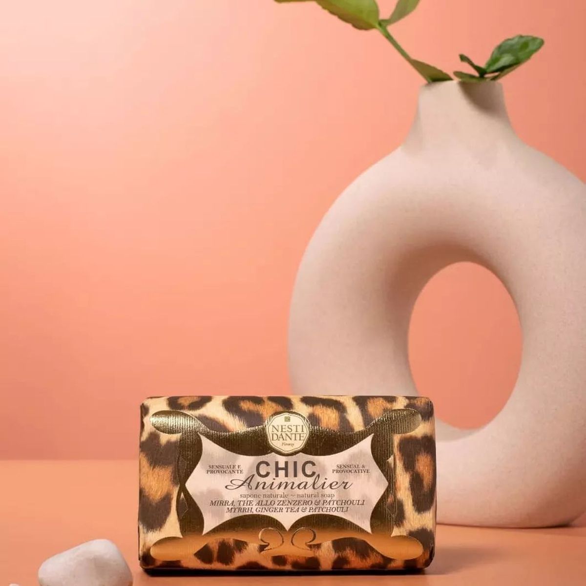 Nesti dante chic animalier mirre gemberthee patchouli zeep 250gr.