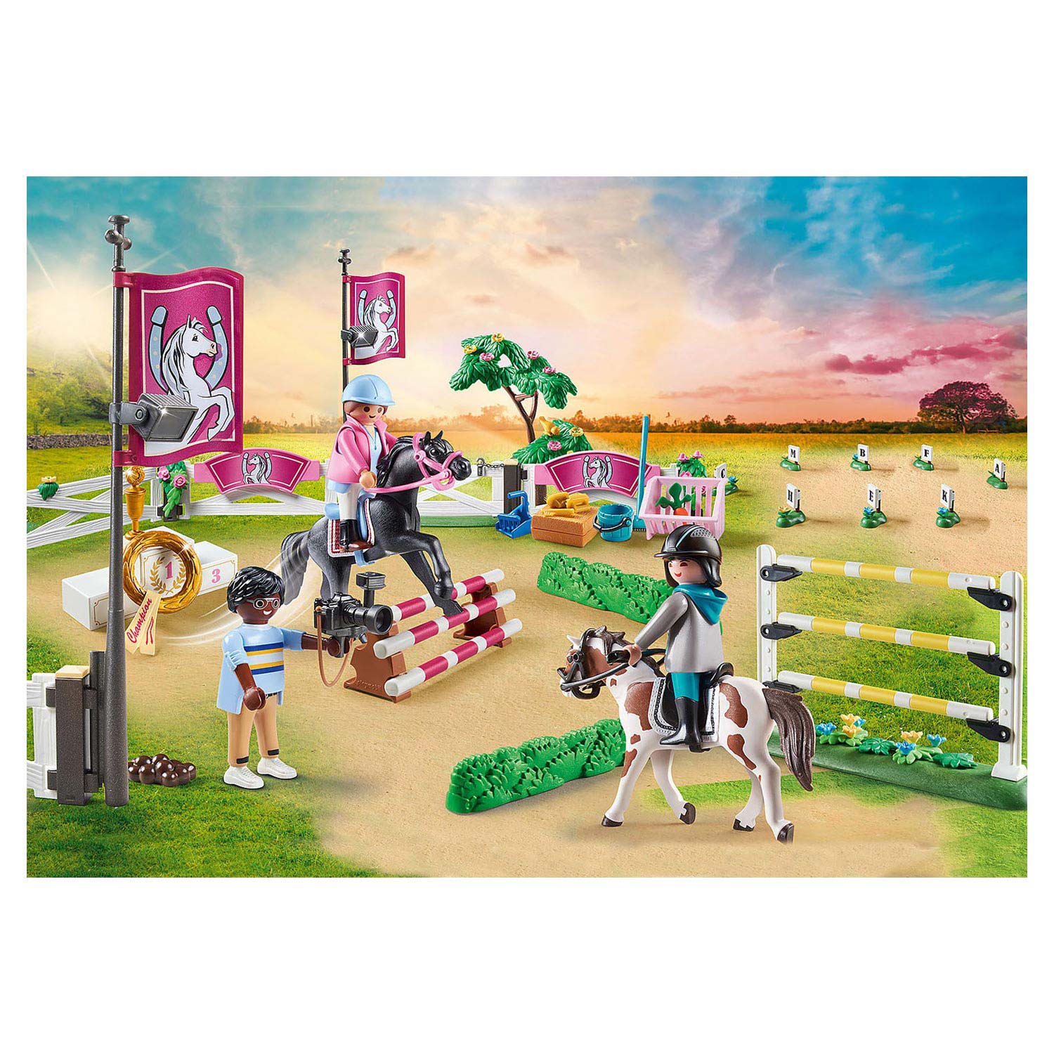 PLAYMOBIL Landpaardrijtoernooi 70996
