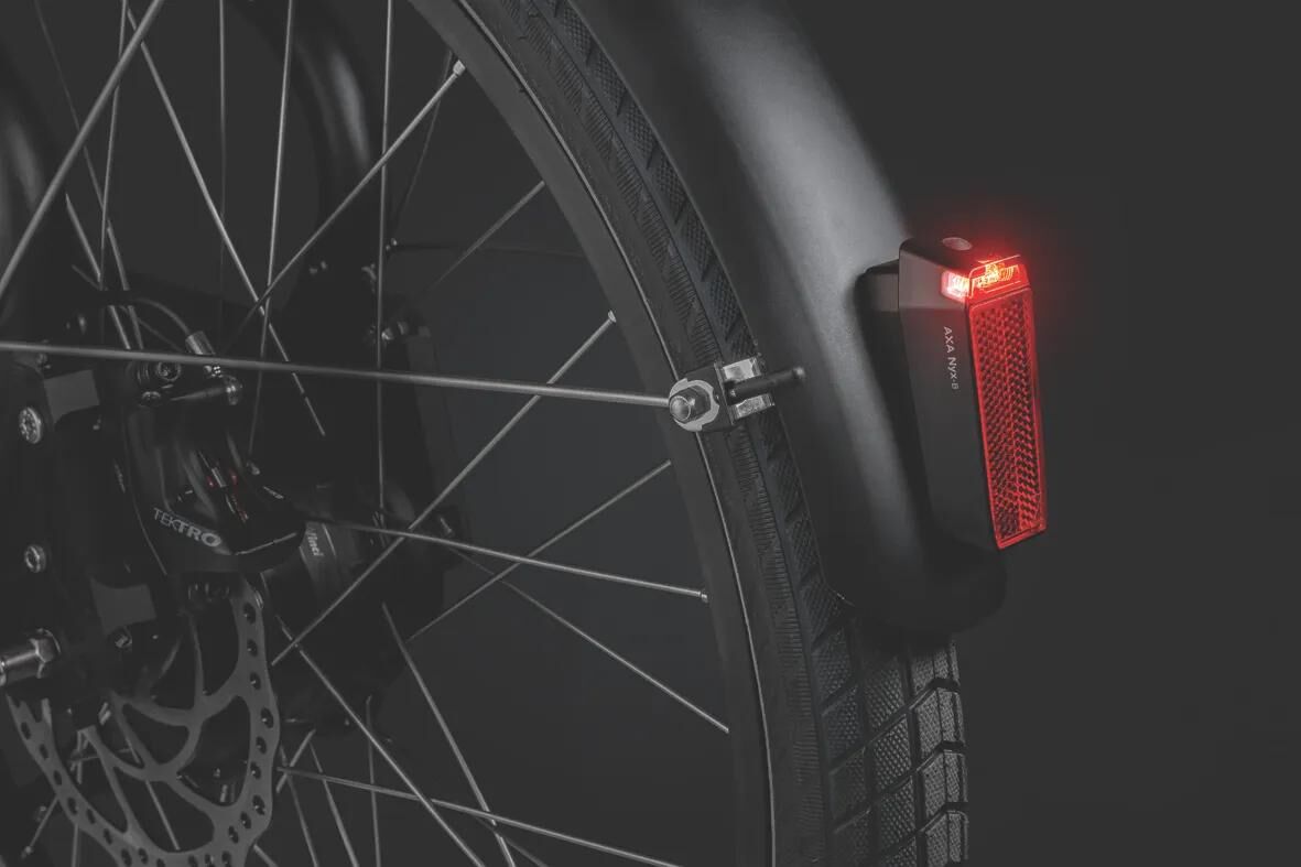 Spatbordachterlicht Axa NYX batterij