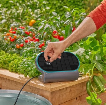 Gardena aquabloom set l voor bewatering op zonne-energie besproeiingscomputer (grijs turquoise, automatisch besproeiingssysteem, accu inbegrepen)