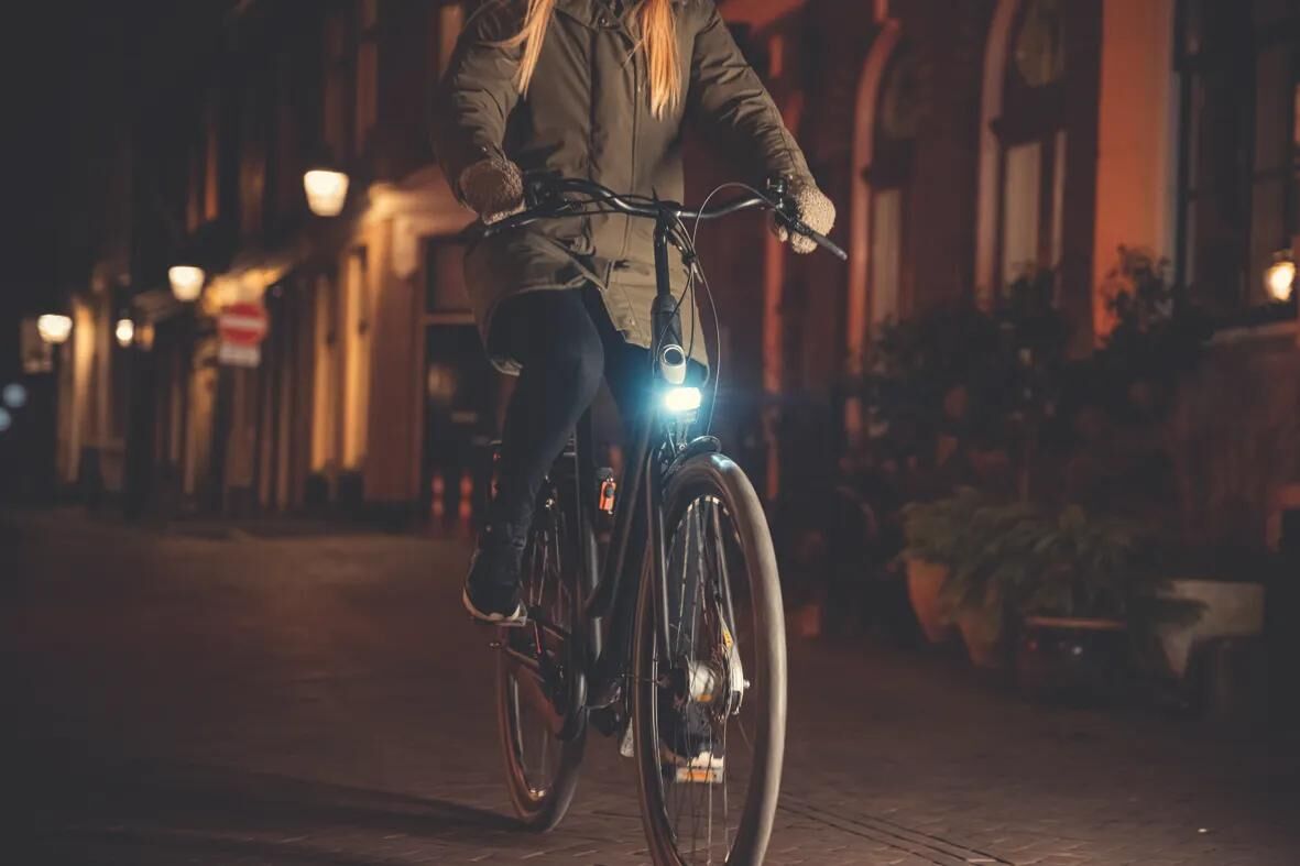 Koplamp Axa NXT E-bike 80 Lux 6-12V AM