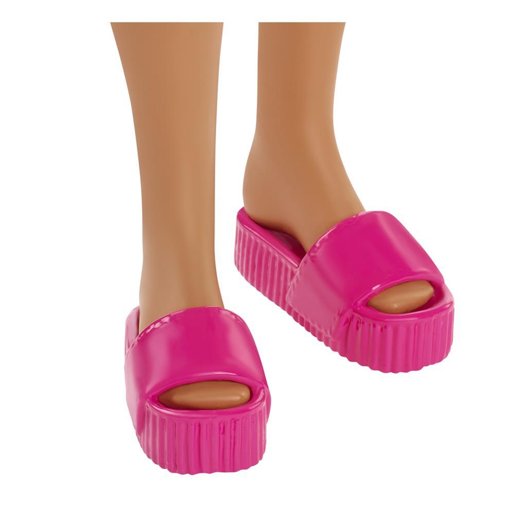 Barbie houdt van de oceaan regenboogkleed