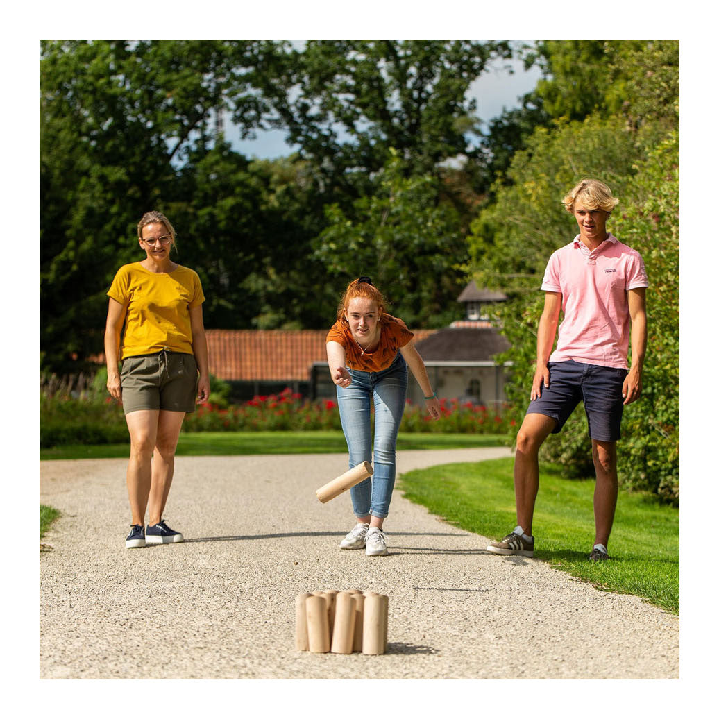 Buitenspeel houtgooispel