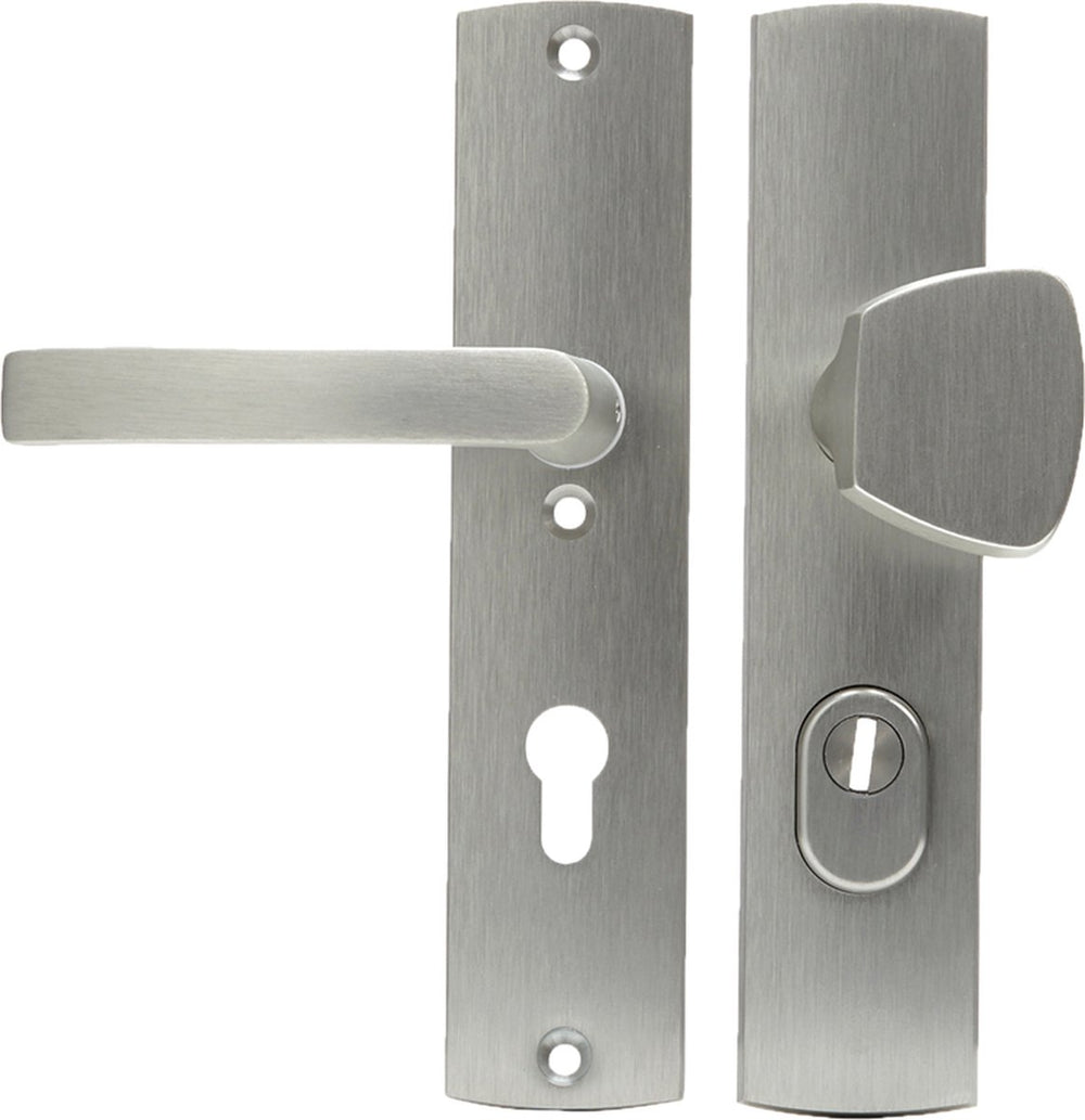 Axa veiligheidsbeslag (curve plus) inox geslepen: knop-kruk (model s blok) pc72 met kerntrekbeveiliging skg***