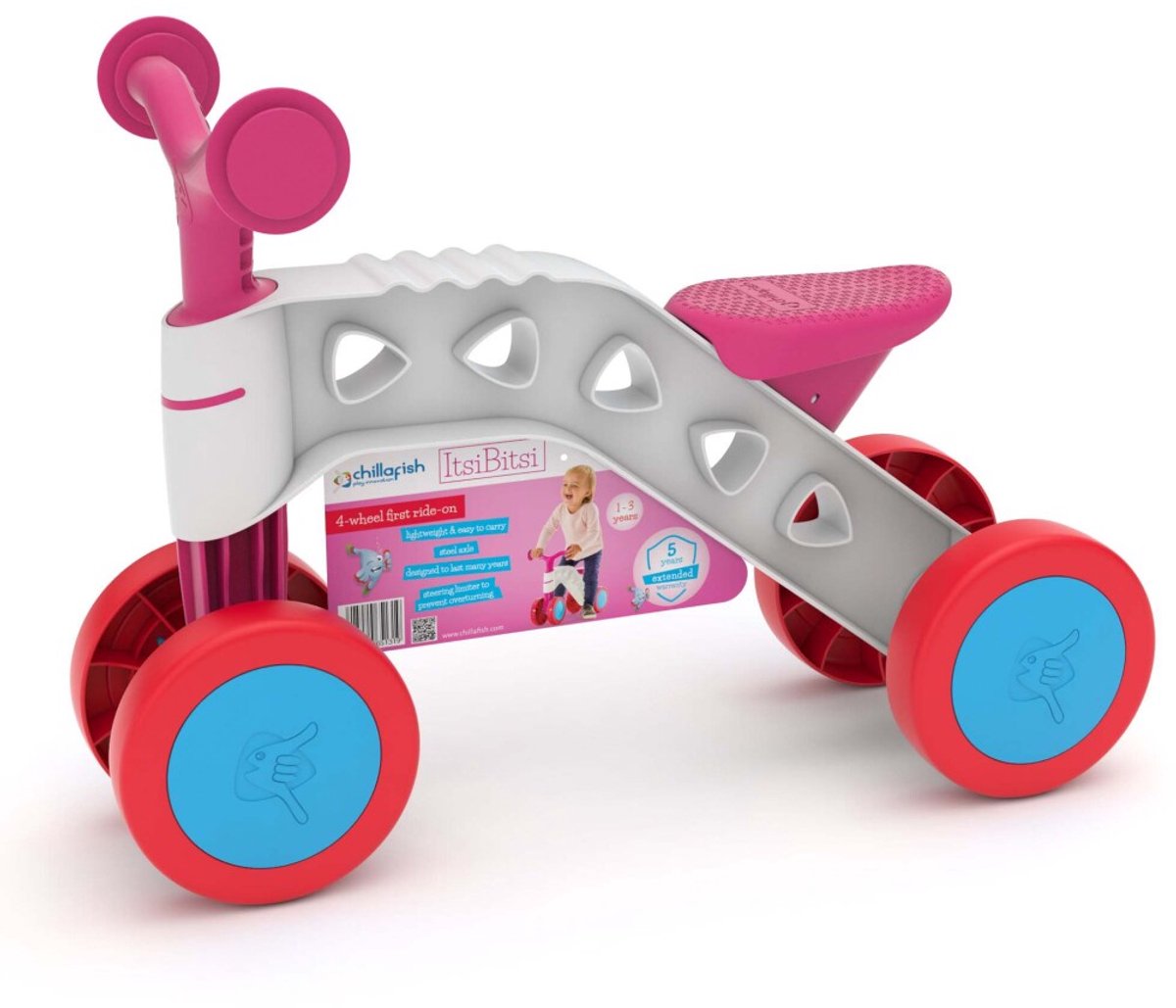 Chillafish loopfiets 1 jaar voor meisjes met speelblokken - loopwagen voor peuters tot 3 jaar met mandje - roze - lichtgewicht - stille anti slip banden voor binnen en buiten - stabiele vierwieler - model itsibitsi